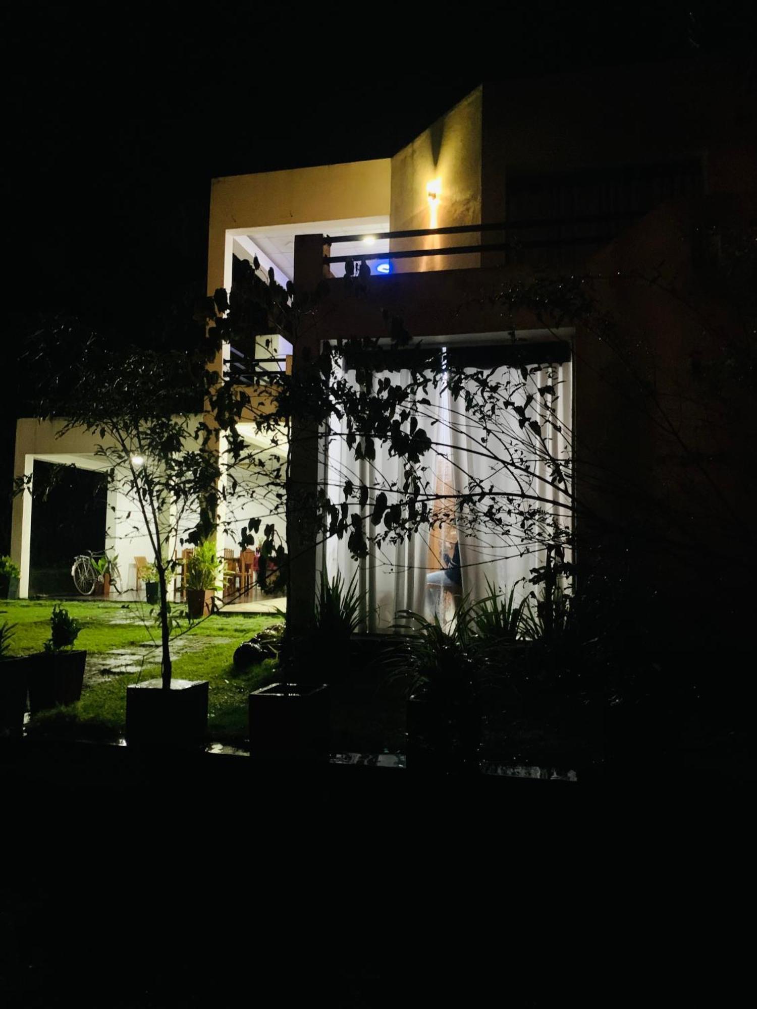 Chill House Safari Resort Udawalawe Exterior photo