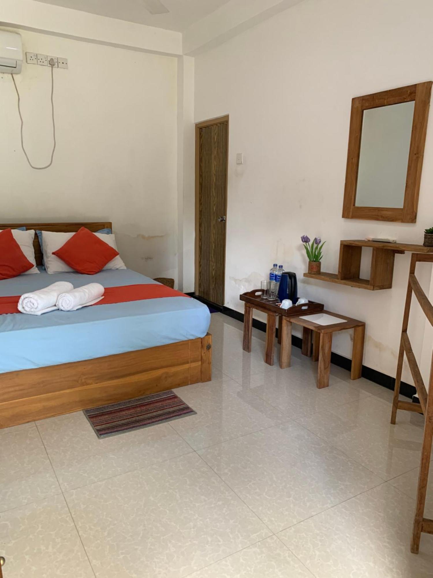 Chill House Safari Resort Udawalawe Exterior photo